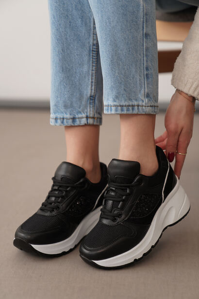 Maisie Siyah Gizli Ökçe Spor Ayakkabı