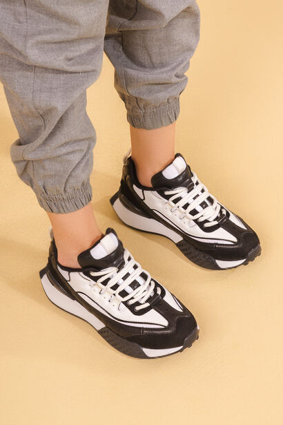 Roxie Siyah/Beyaz Sneakers Spor Ayakkabı