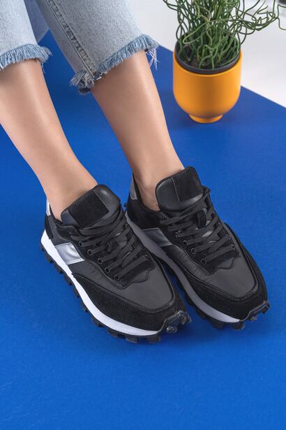 Sharon Siyah Bağcıklı Spor Ayakkabı